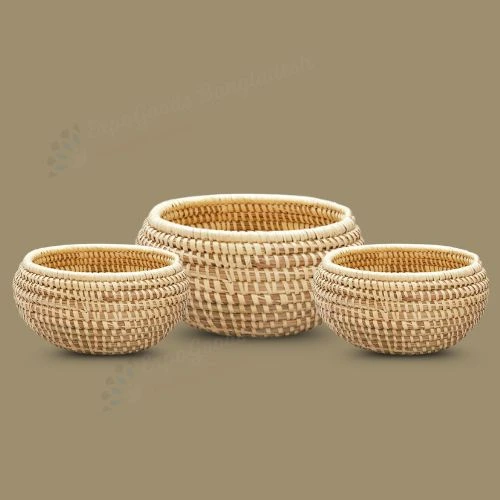 Handwoven Natural Rattan Round Basket Bowl – Rustic Boho Decorative Storage